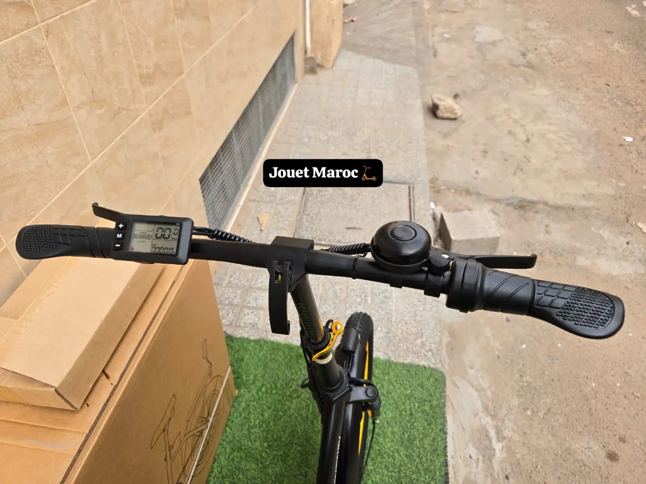 Vélo électrique GREEN MOVEWAY E12